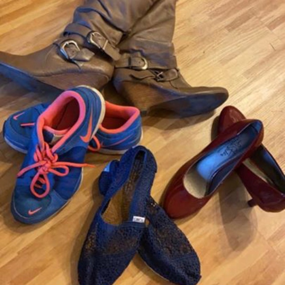 Shoe Bundle: Nike, Toms, Buckle, Lifestride